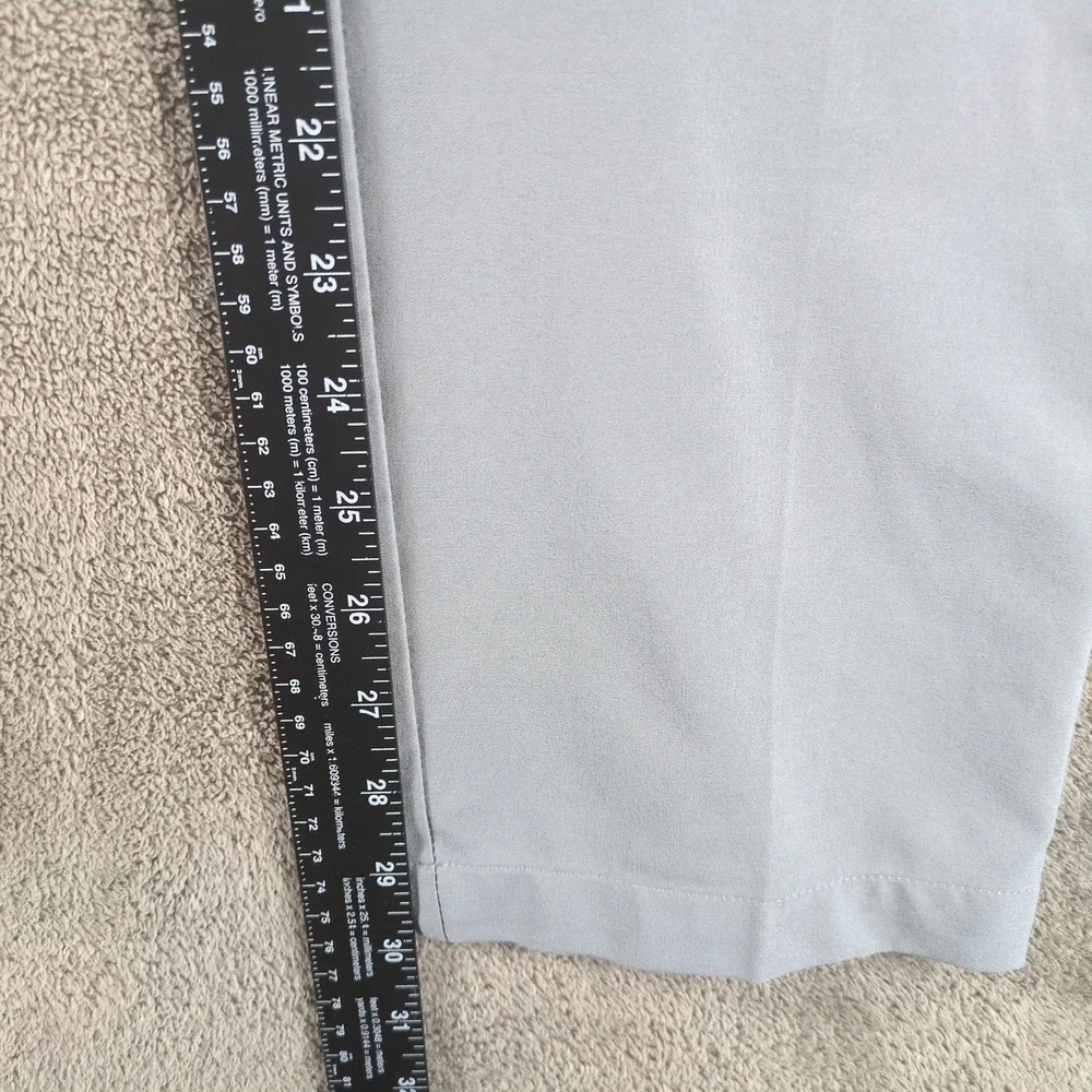 Adidas Mens Golf Pants Light Gray Flat Front Size 30x32 Polyester Spandex‎